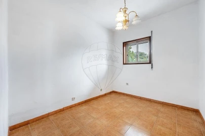 Moradia T7 para Venda em Serzedo e Perosinho