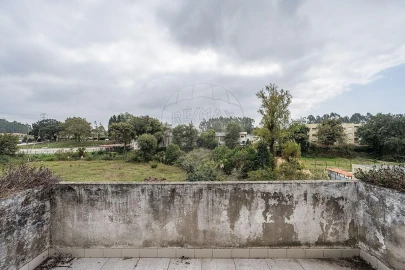 Moradia T7 para Venda em Serzedo e Perosinho