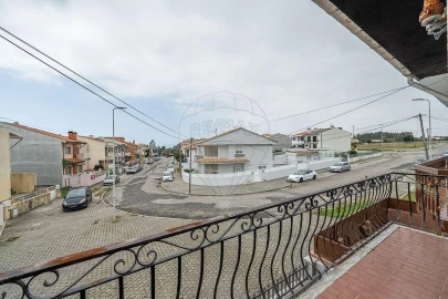 Moradia T7 para Venda em Serzedo e Perosinho