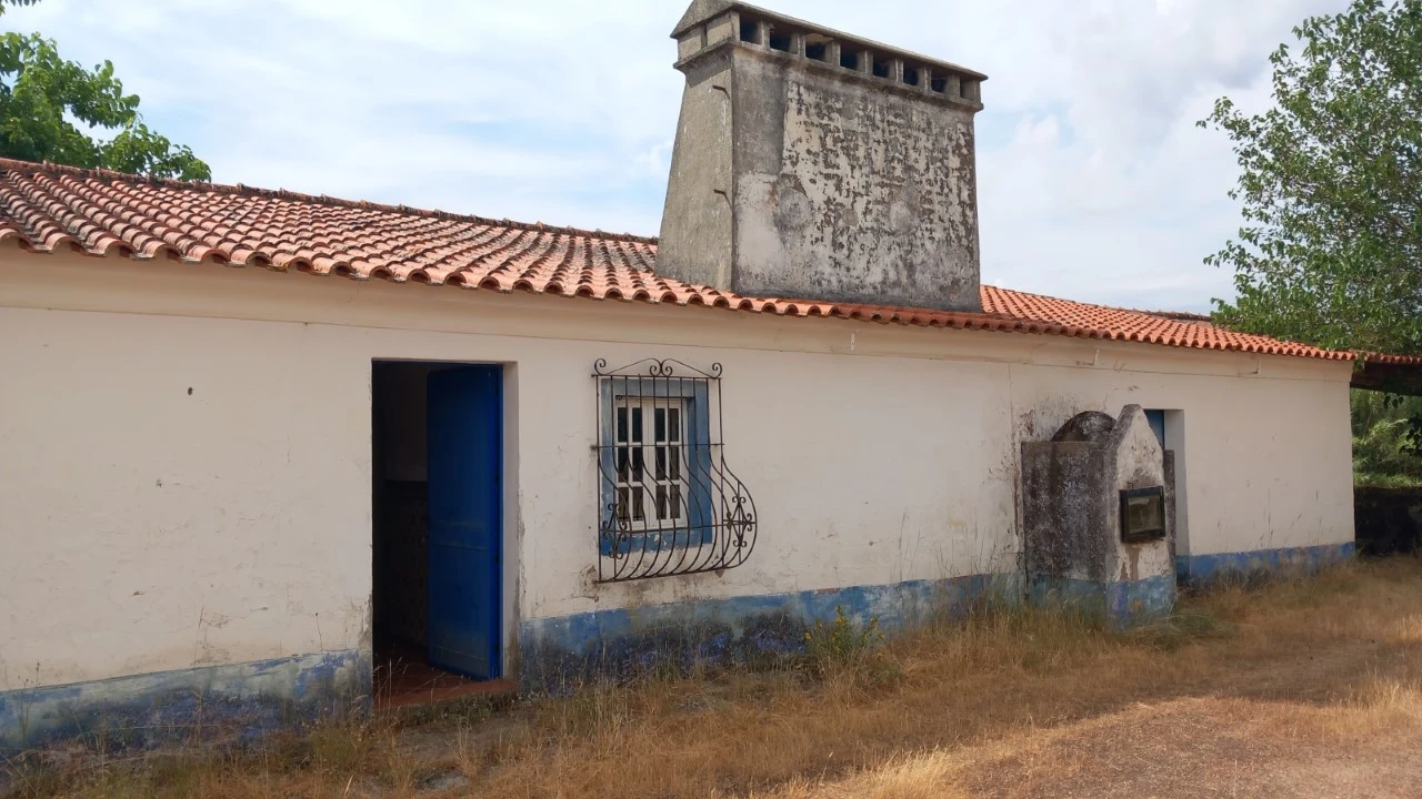 Moradia T8 para Venda em Barbacena e Vila Fernando Foto 5