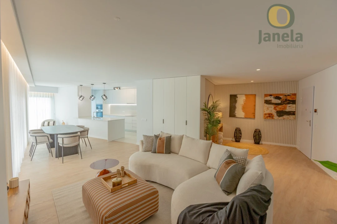 Apartamento T4 para Venda em Faro (Sé e São Pedro) Foto 5