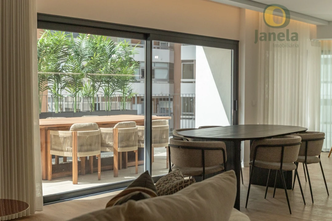 Apartamento T4 para Venda em Faro (Sé e São Pedro) Foto 2