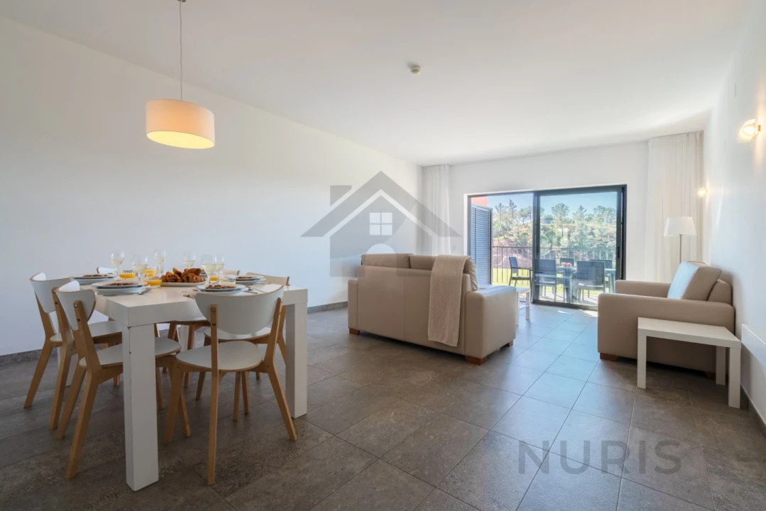 Apartamento T3 para Venda em Mexilhoeira Grande Foto 2