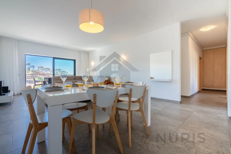 Apartamento T3 para Venda em Mexilhoeira Grande Foto 4