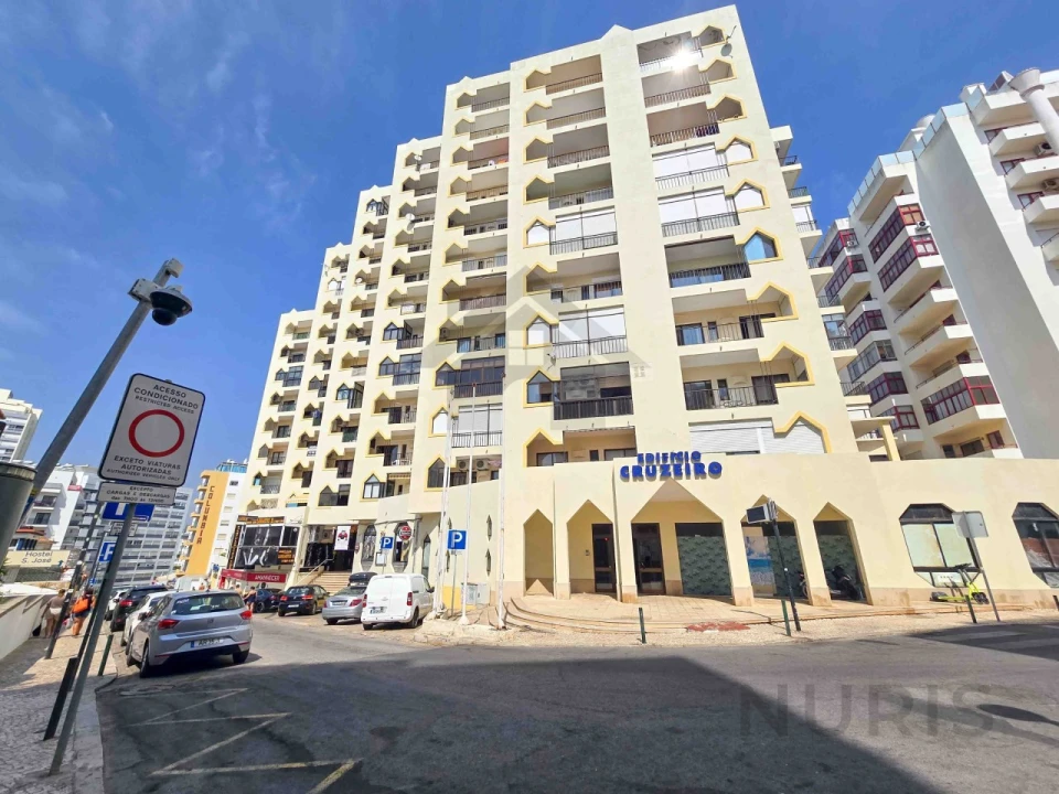Apartamento T1 para Venda em Portimão Foto 17