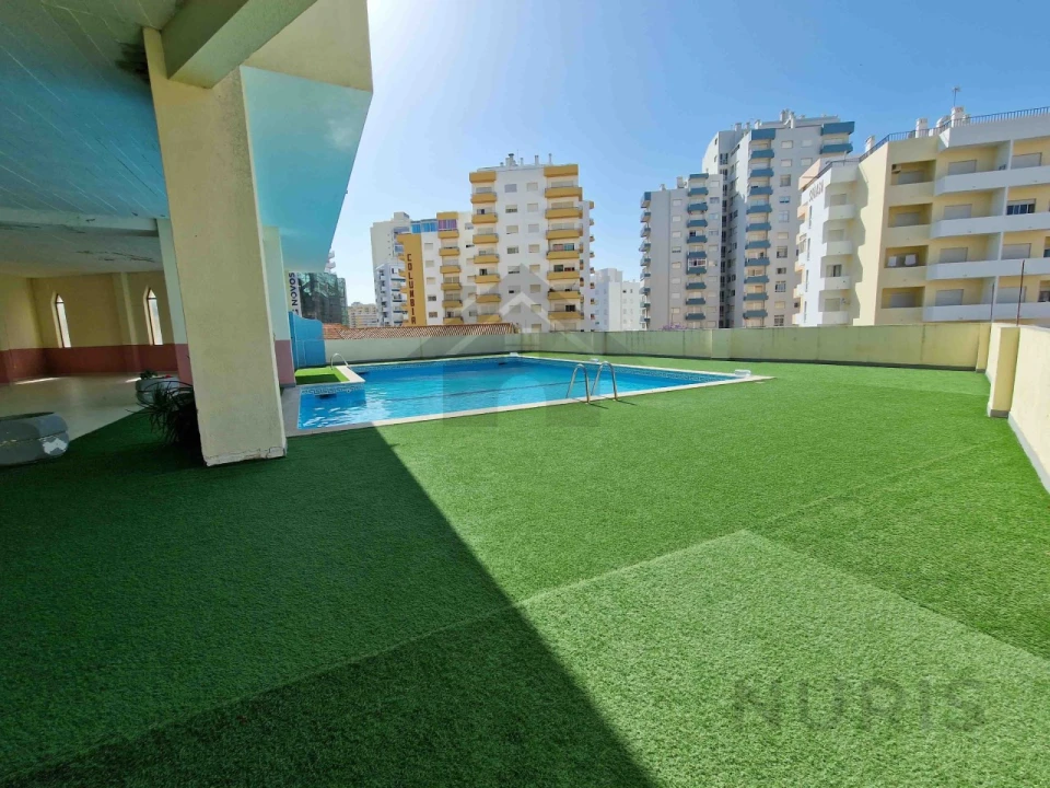 Apartamento T1 para Venda em Portimão Foto 18
