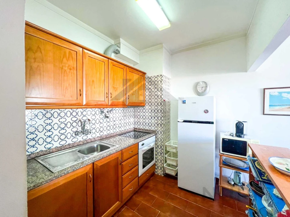 Apartamento T1 para Venda em Portimão Foto 9