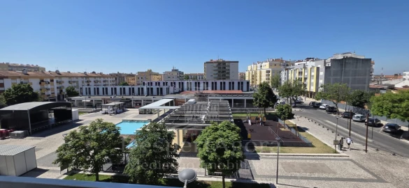 Apartamento T5 para Venda em São João Baptista