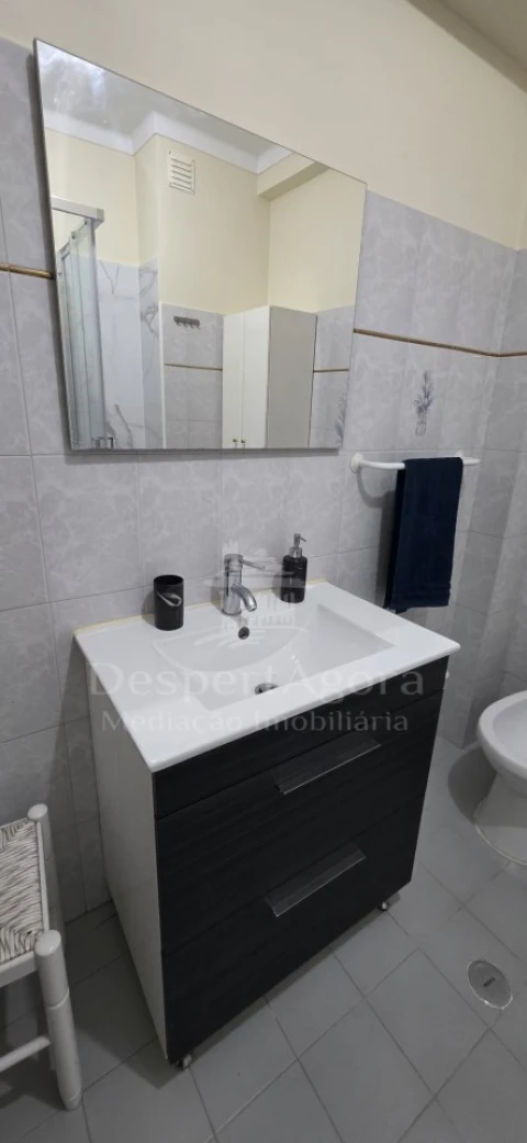 Apartamento T5 para Venda em São João Baptista