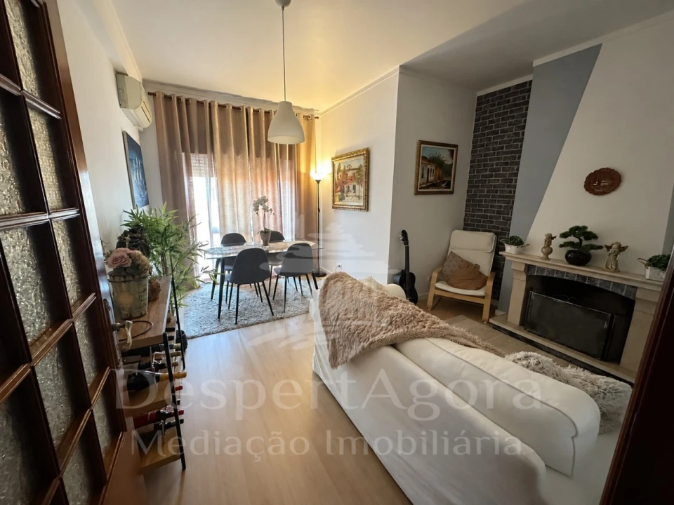 Apartamento T2 para Venda em Nossa Sra de Fatima Foto 2