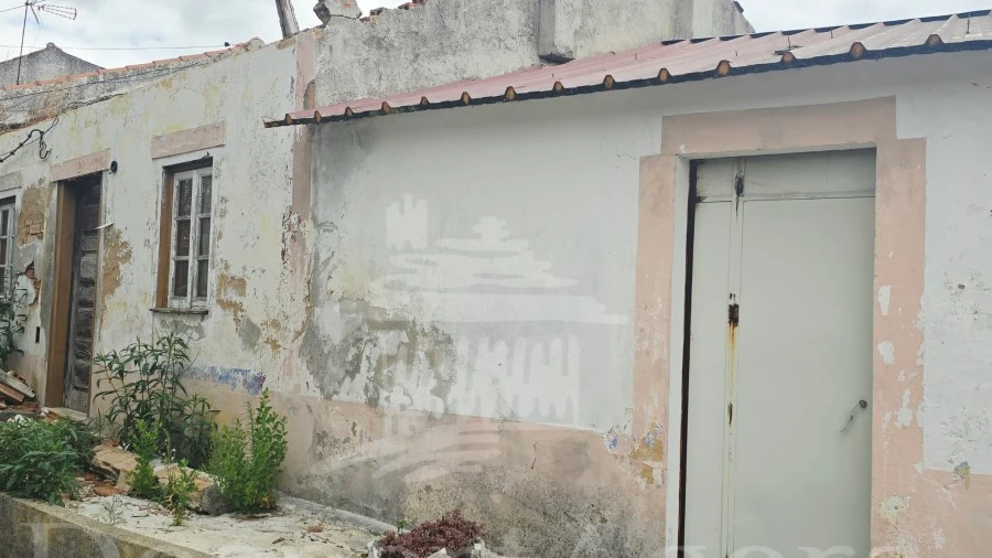 Moradia T2 para Venda em Torres Novas (Santa Maria, Salvador e Santiago)
