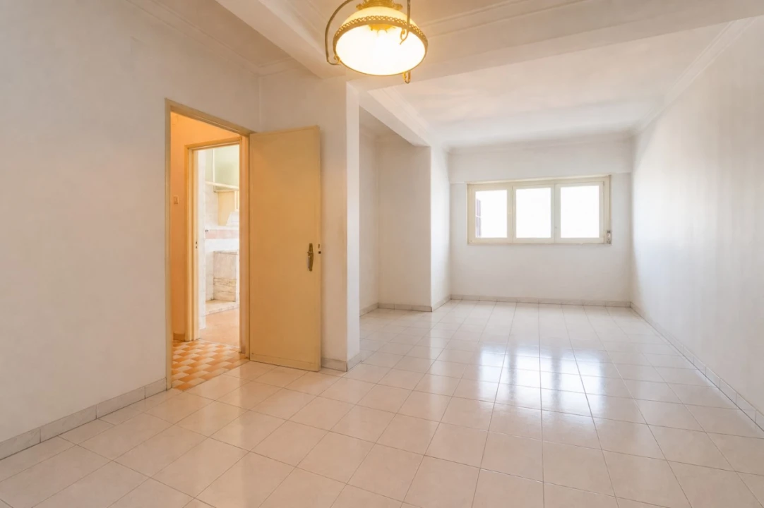 Apartamento T2 para Venda em Sacavém e Prior Velho Foto 1