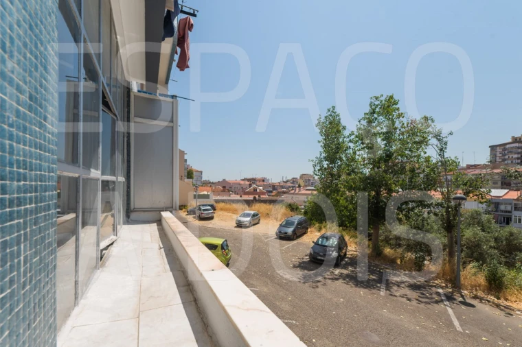 Apartamento T2 para Venda em Sacavém e Prior Velho Foto 43