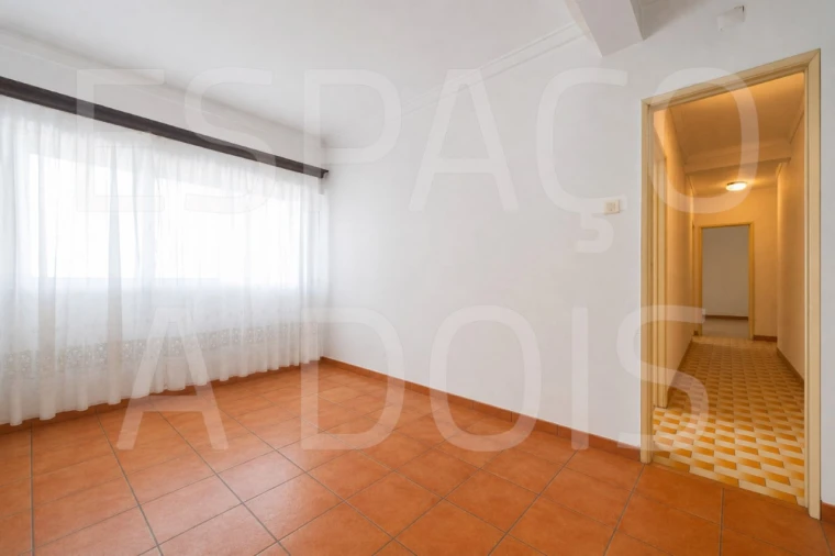 Apartamento T2 para Venda em Sacavém e Prior Velho Foto 48