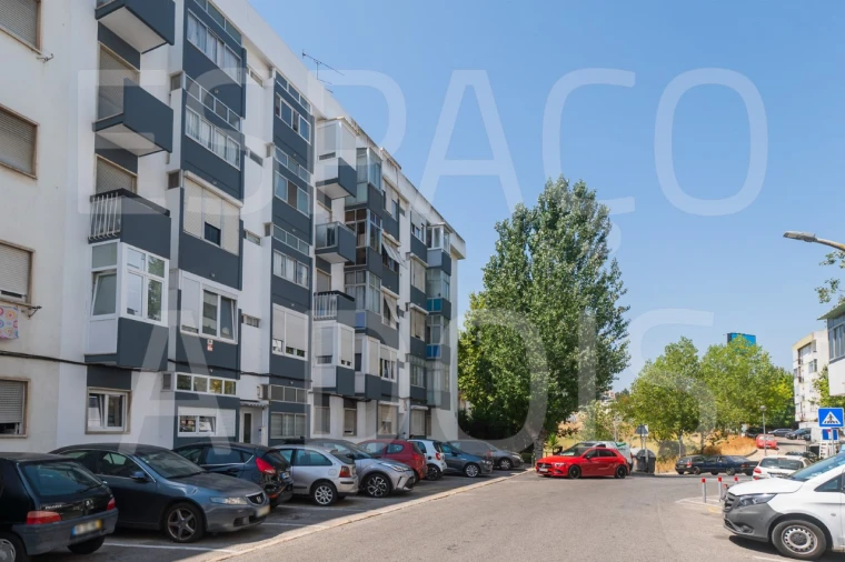 Apartamento T2 para Venda em Sacavém e Prior Velho Foto 73