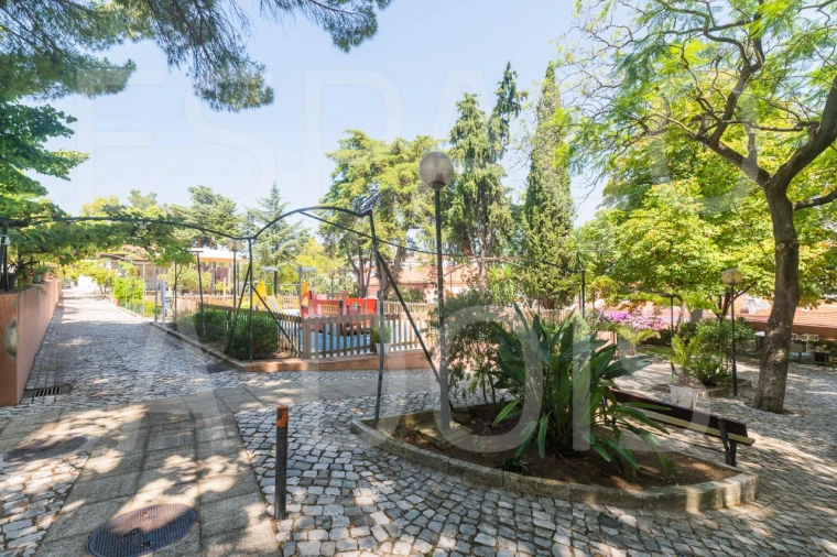 Apartamento T2 para Venda em Sacavém e Prior Velho Foto 79