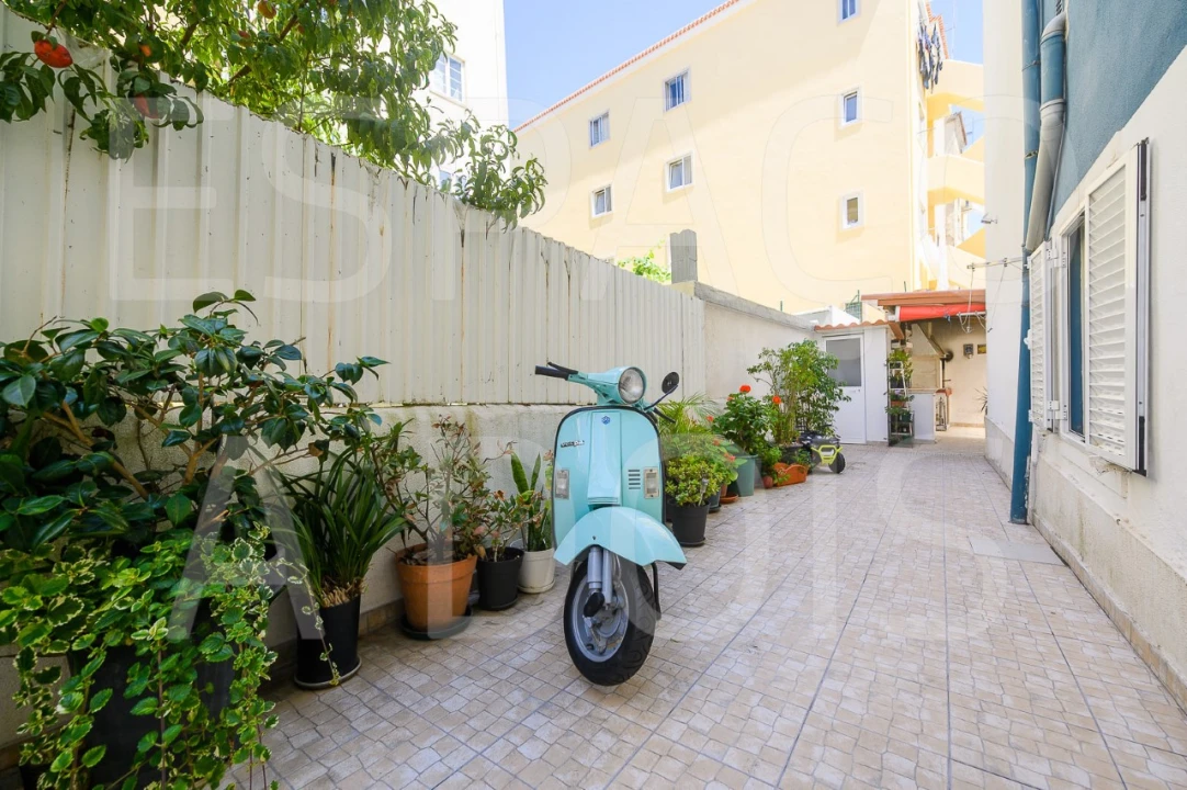 Apartamento T3 para Venda em Venteira Foto 4