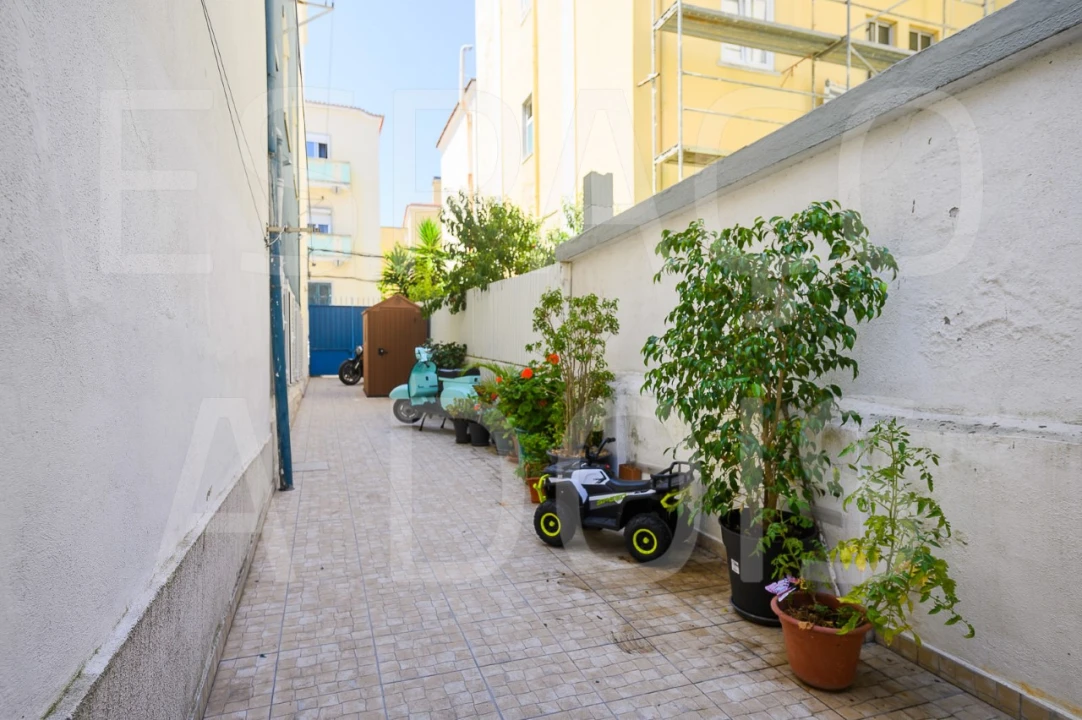Apartamento T3 para Venda em Venteira Foto 14