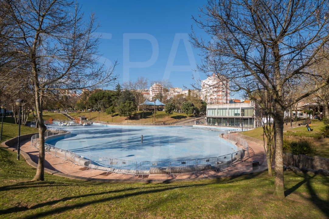 Apartamento T3 para Venda em Venteira Foto 76