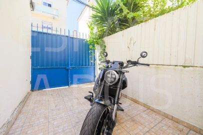 Apartamento T3 para Venda em Venteira