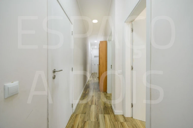 Apartamento T3 para Venda em Venteira Foto 7