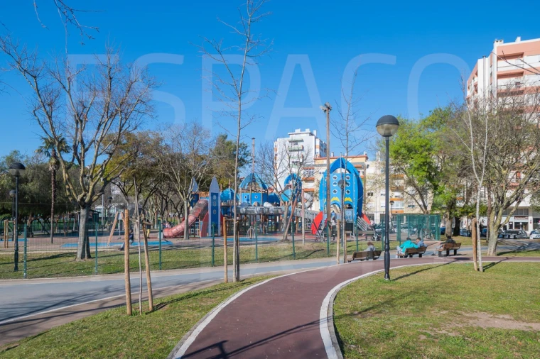Apartamento T3 para Venda em Venteira Foto 70