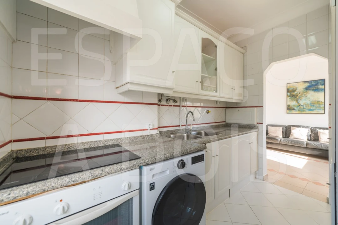 Apartamento T2 para Arrendamento em Lumiar Foto 19