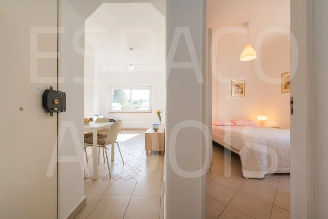 Apartamento T2 para Arrendamento em Lumiar Foto 21