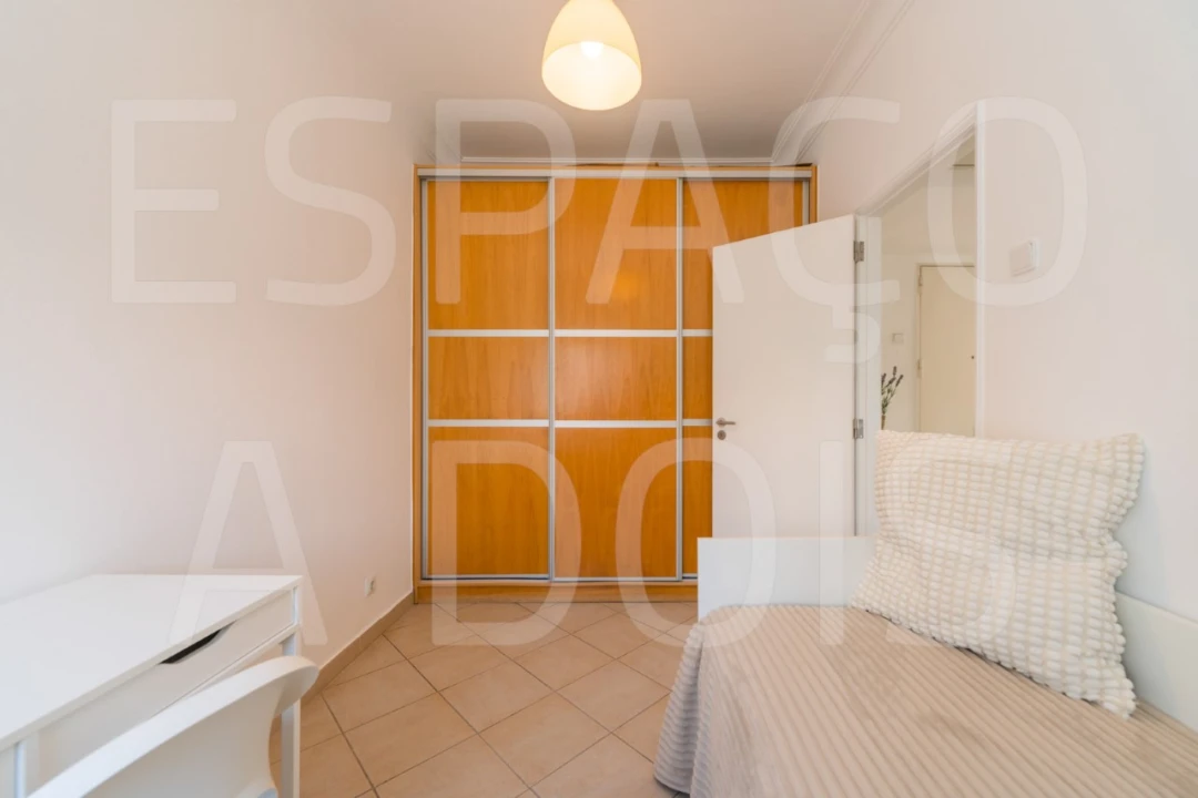 Apartamento T2 para Arrendamento em Lumiar Foto 36