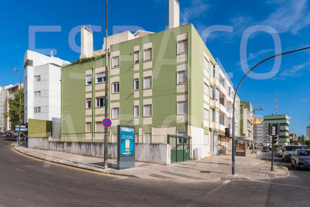 Apartamento T2 para Arrendamento em Lumiar Foto 43