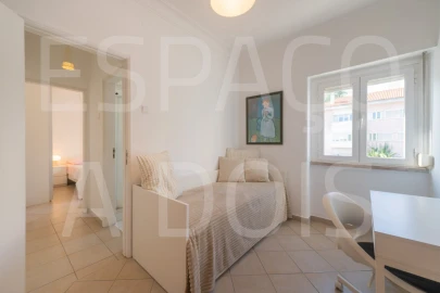 Apartamento T2 para Arrendamento em Lumiar