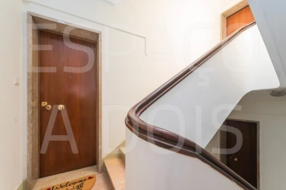Apartamento T2 para Arrendamento em Lumiar