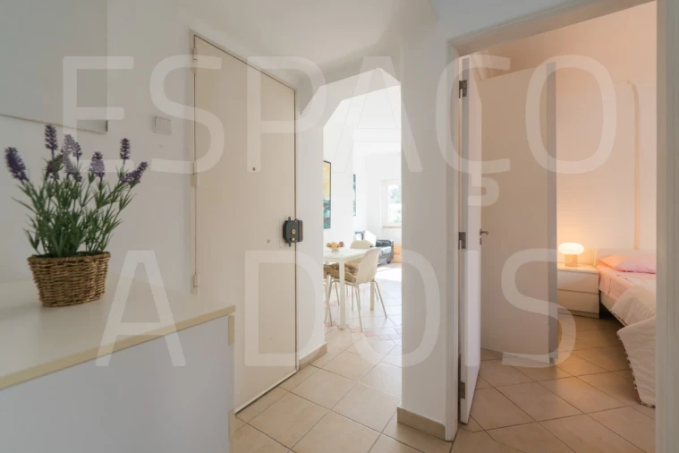 Apartamento T2 para Arrendamento em Lumiar Foto 3