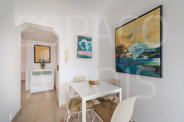 Apartamento T2 para Arrendamento em Lumiar Foto 5