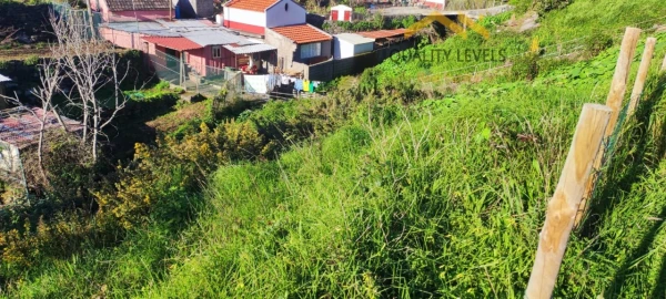 Terreno para Venda em Camacha