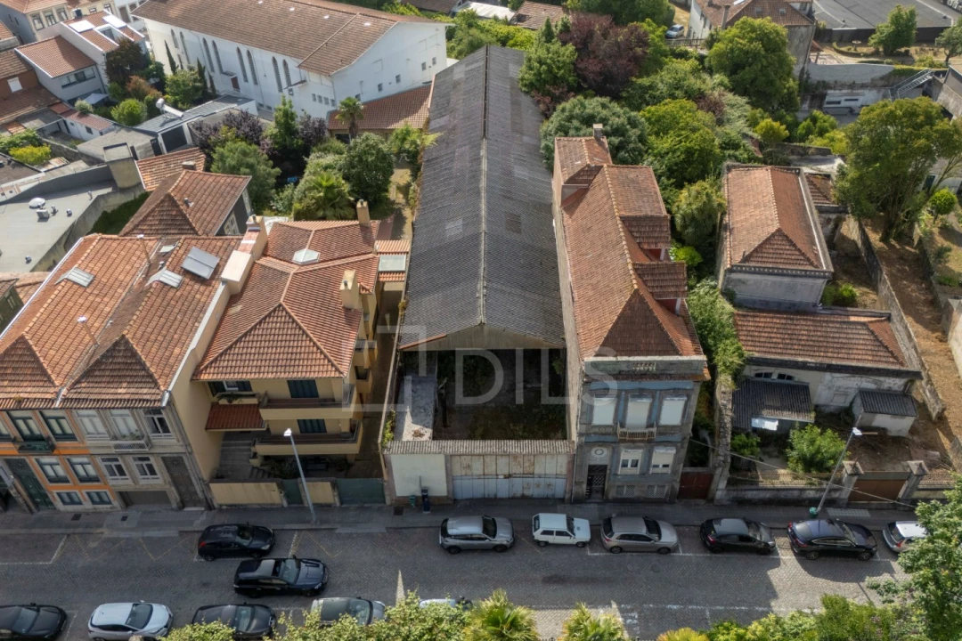 Prédio para Venda em Lordelo do Ouro e Massarelos Foto 5