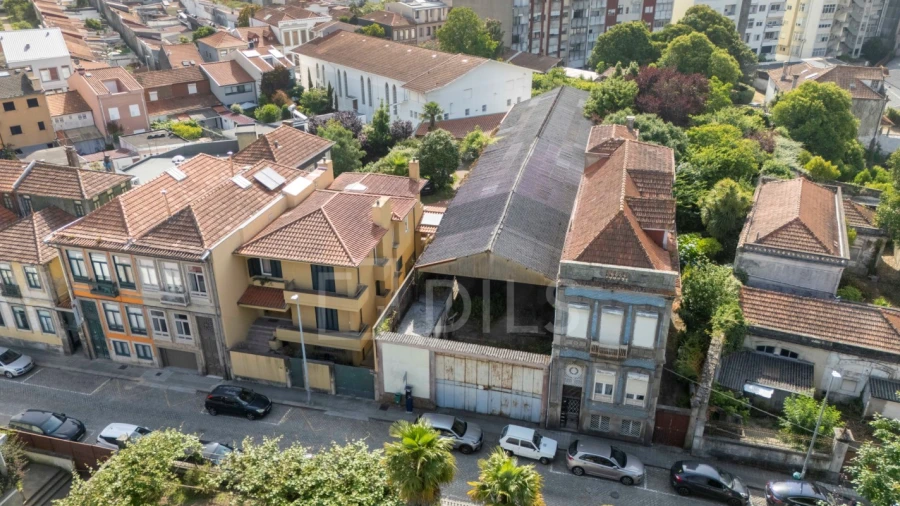 Prédio para Venda em Lordelo do Ouro e Massarelos