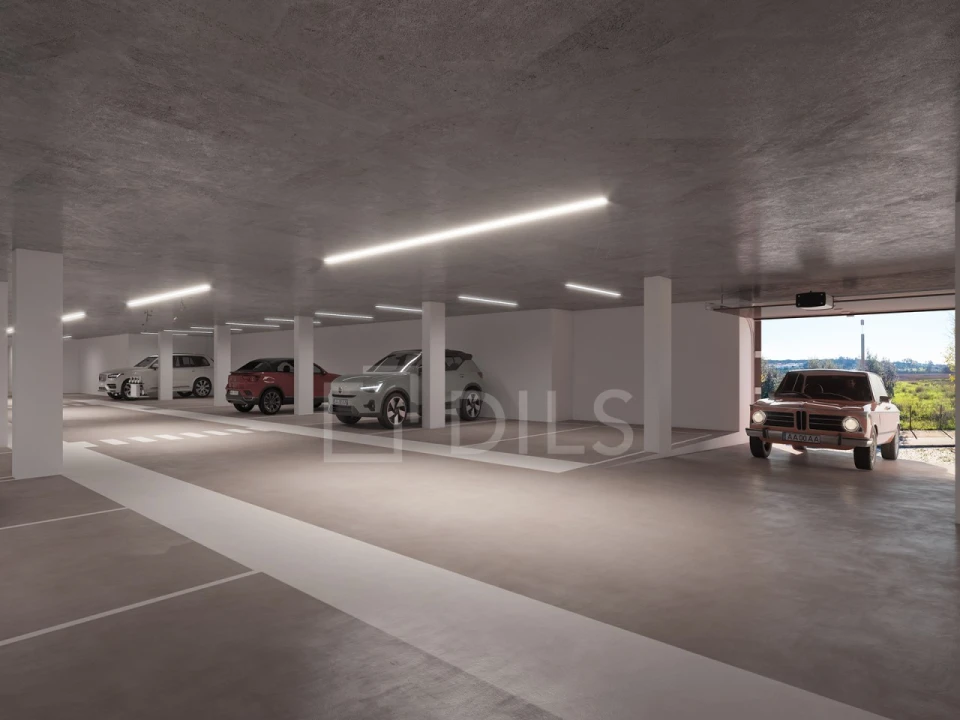Apartamento T1 para Venda em Santa Maria do Castelo e Santiago e Santa Susana Foto 11