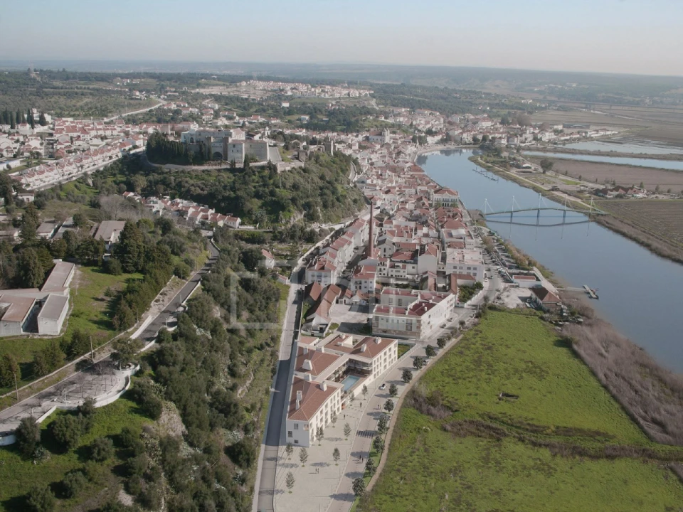 Apartamento T2 para Venda em Santa Maria do Castelo e Santiago e Santa Susana Foto 11