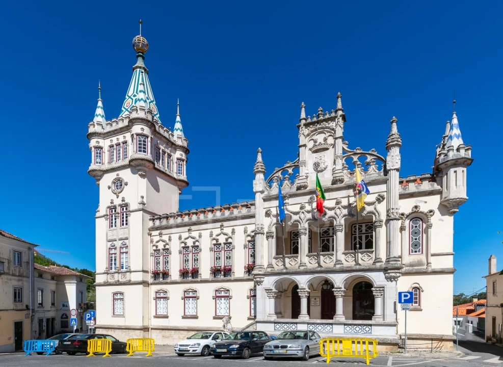 Moradia T4 para Venda em Colares Foto 25