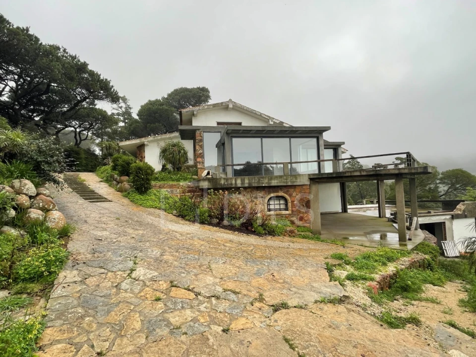 Moradia T4 para Venda em Colares Foto 4