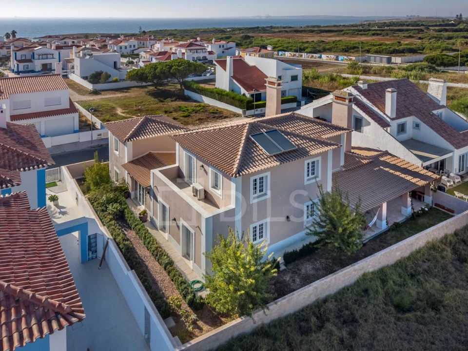 Moradia T5 para Venda em Porto Covo Foto 20