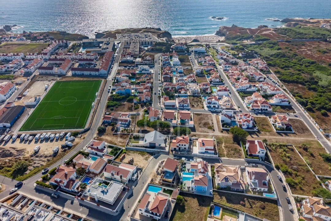 Moradia T5 para Venda em Porto Covo Foto 23