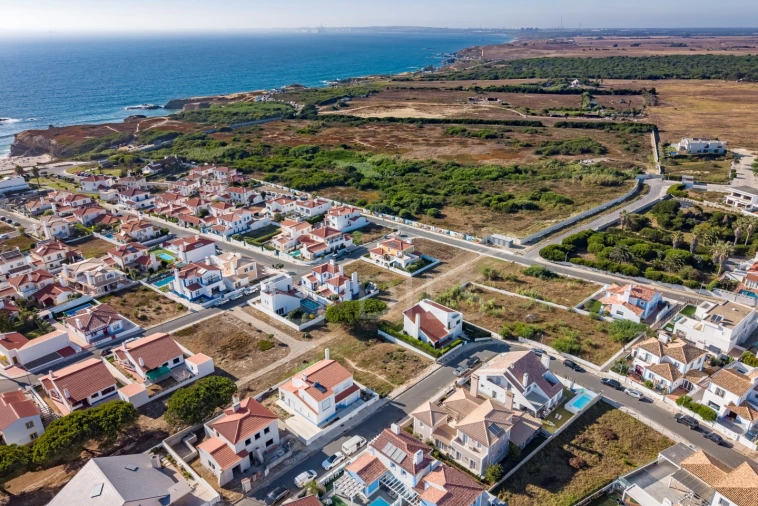 Moradia T5 para Venda em Porto Covo Foto 22