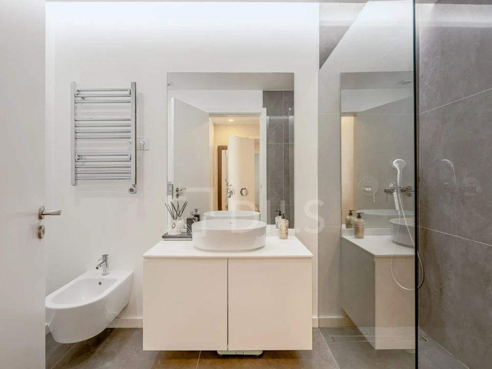Apartamento T3 para Venda em Carnaxide e Queijas Foto 17