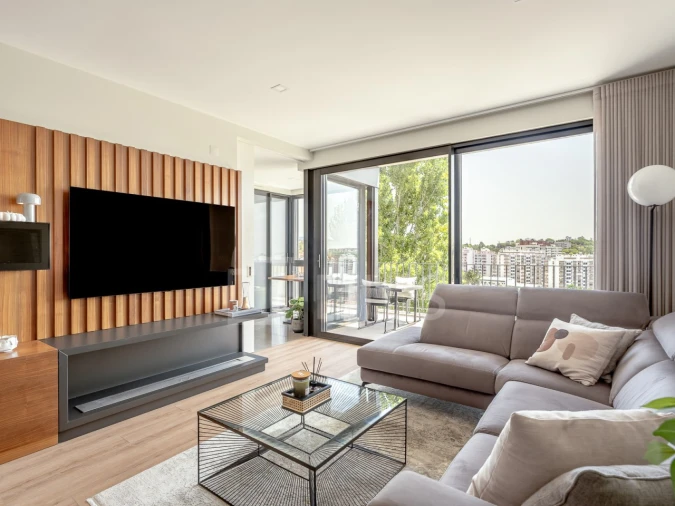 Apartamento T3 para Venda em Carnaxide e Queijas Foto 2