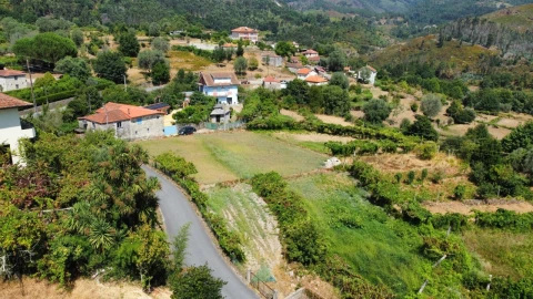 Terreno para Venda em Alvora e Loureda