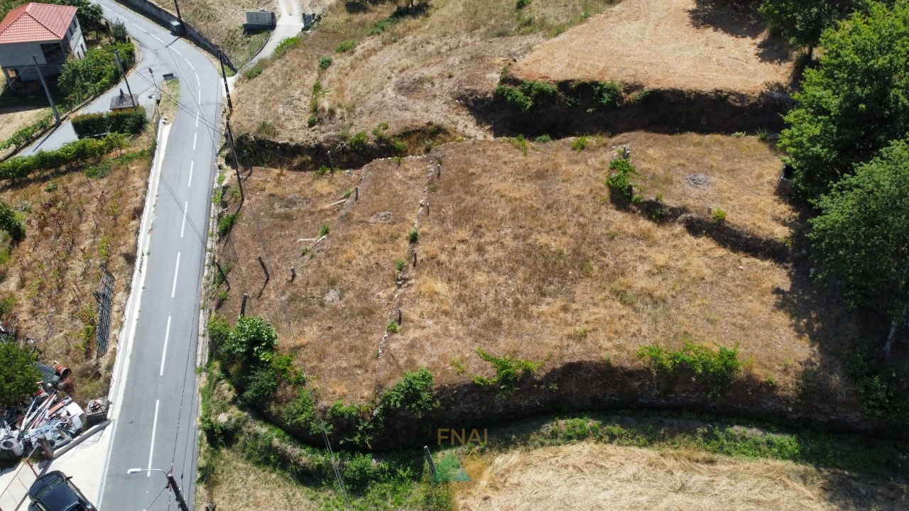 Terreno para Venda em Alvora e Loureda Foto 14