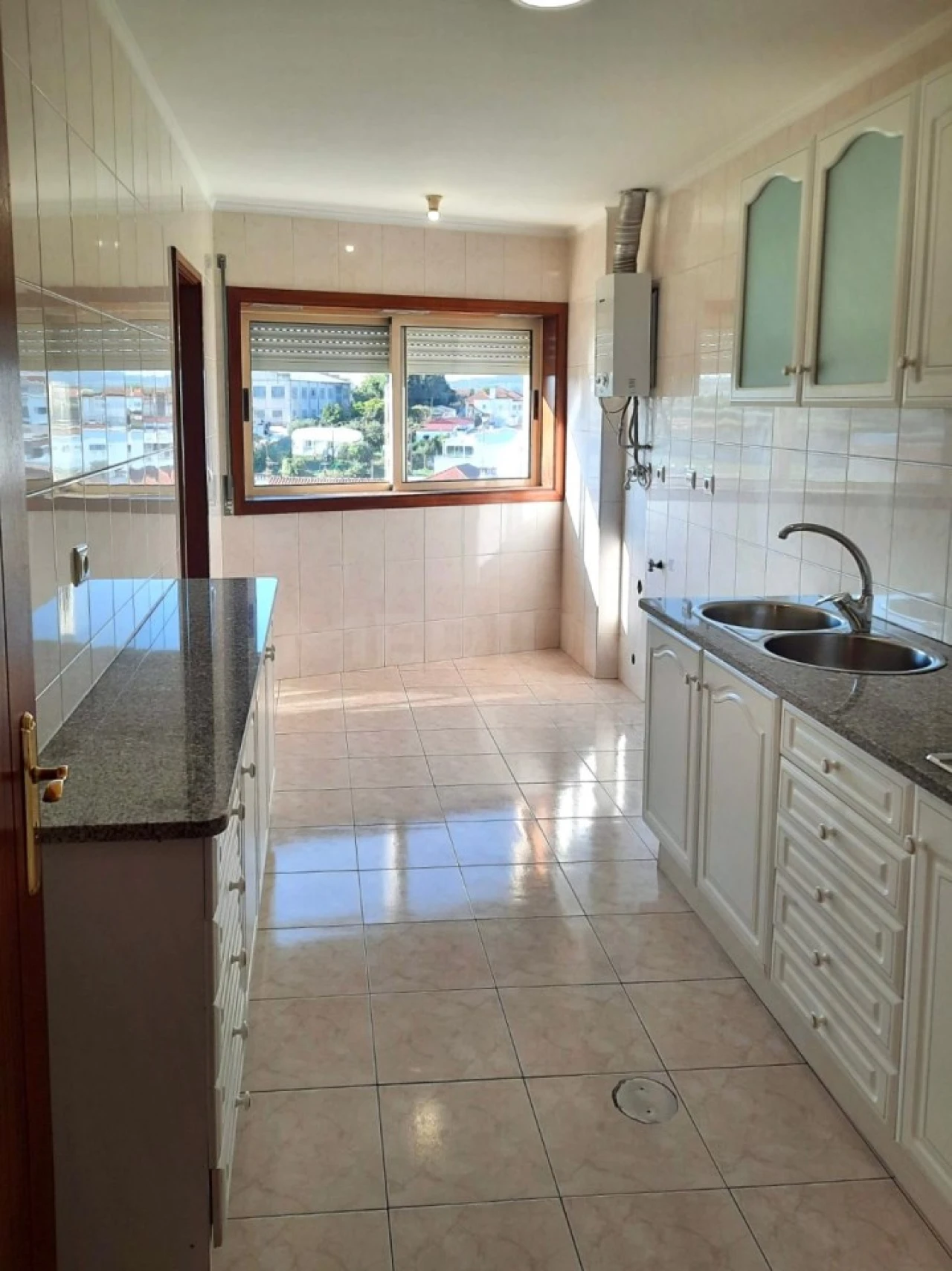 Apartamento T2 para Venda em Alvarelhos e Guidões Foto 7