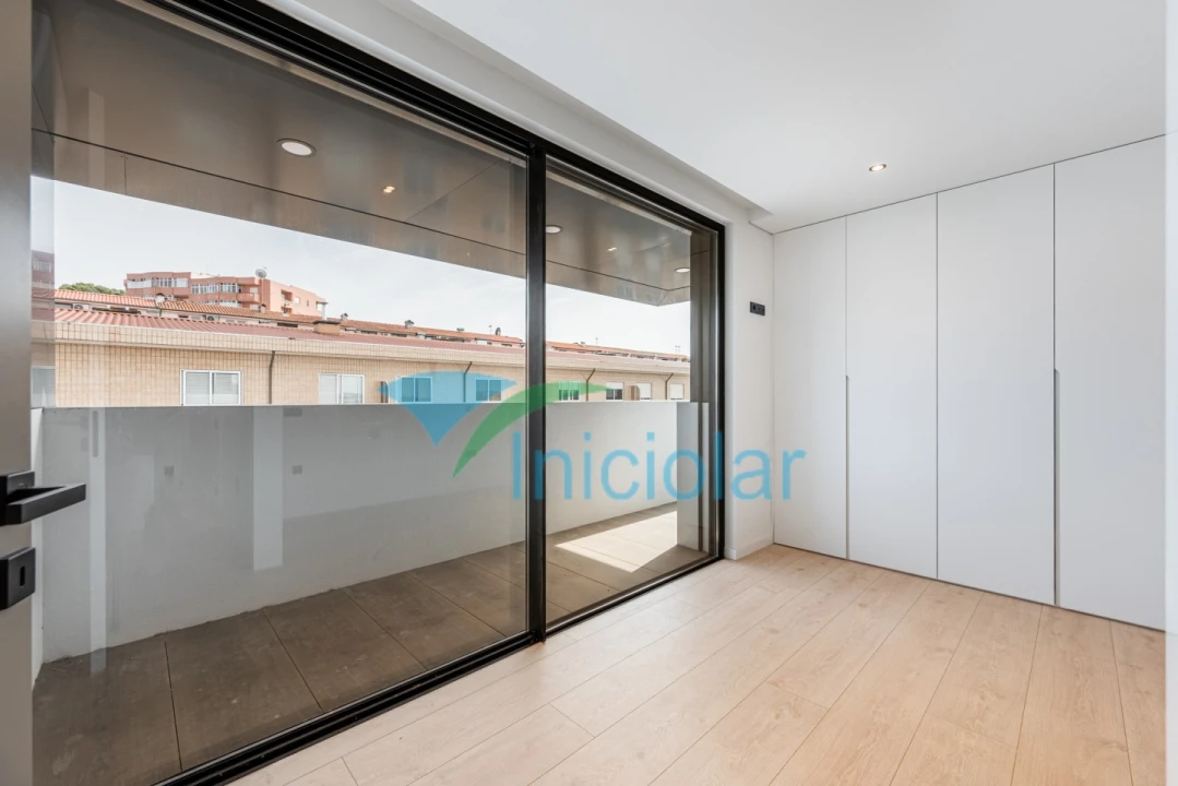 Apartamento T2 para Venda em Gondomar (São Cosme), Valbom e Jovim Foto 12